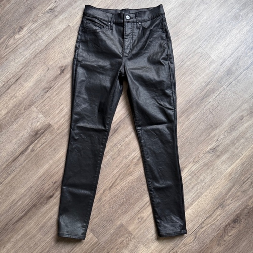 Express Women's Black Shiney Coated High Rise Skinny Jeans - Size 2 Regular